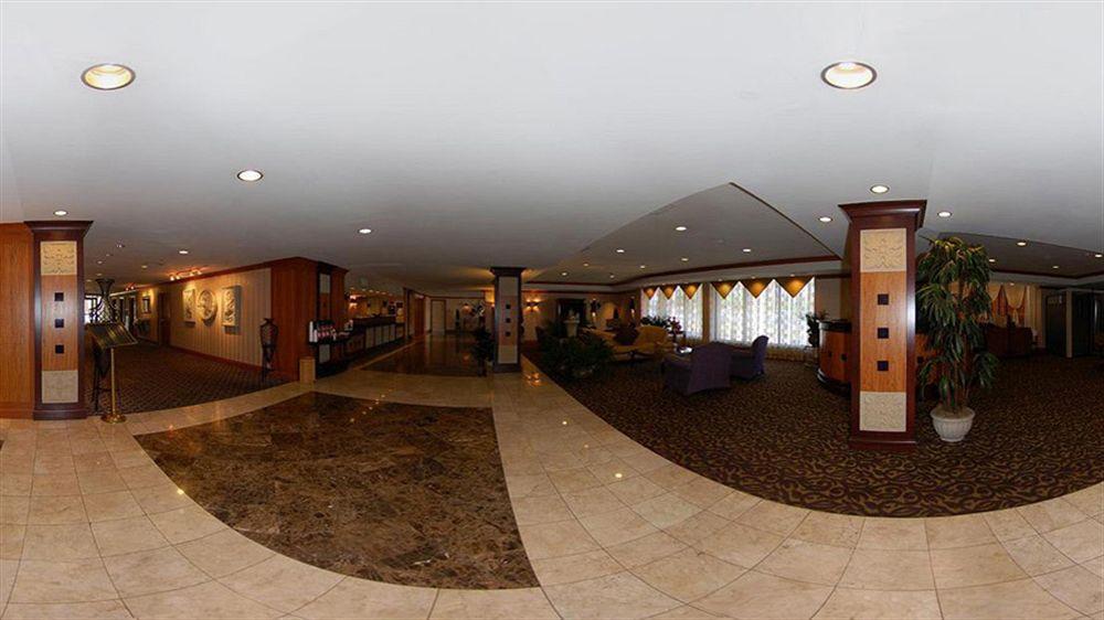 Clarion Hotel Park Central Dallas Exterior photo